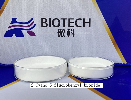 Brometo CAS No dos intermediários 2-Cyano-5-fluorobenzyl dos APIs. 421552-12-7 Branco-como a pureza contínua 98% C8H5BrFN
